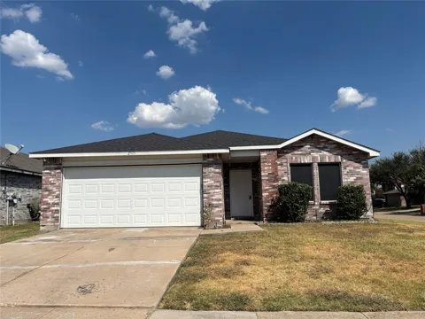 2503 W Cherry Drive