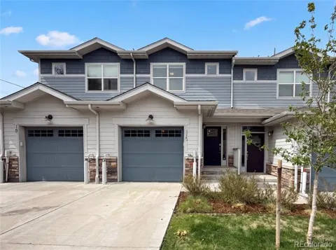 1046 Oak Circle