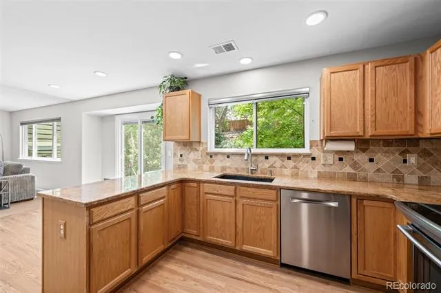 2548 Foothills Canyon Court Littleton, CO 80129