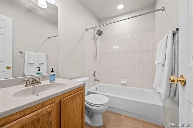 2548 Foothills Canyon Court Littleton, CO 80129