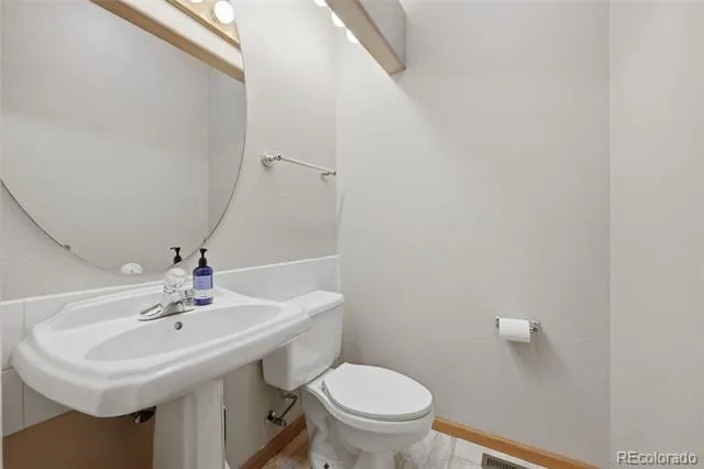 2644 Thrush Grove Colorado Springs, CO 80920