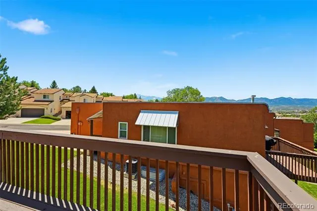 2644 Thrush Grove Colorado Springs, CO 80920
