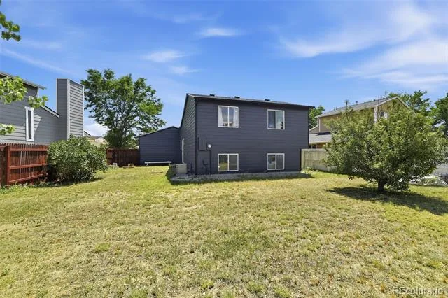 19335 E Batavia Place Aurora, CO 80011