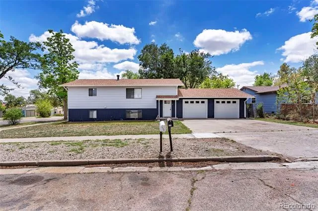 228 Greenwood Avenue Canon City, CO 81212