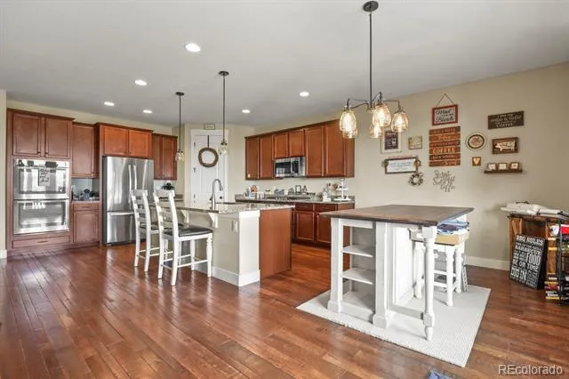 8045 S Elk Court Aurora, CO 80016