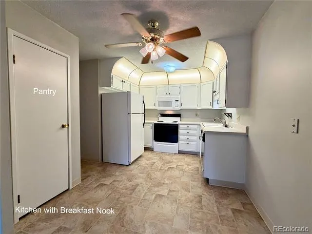 13606 E Bates Avenue #301 Aurora, CO 80014
