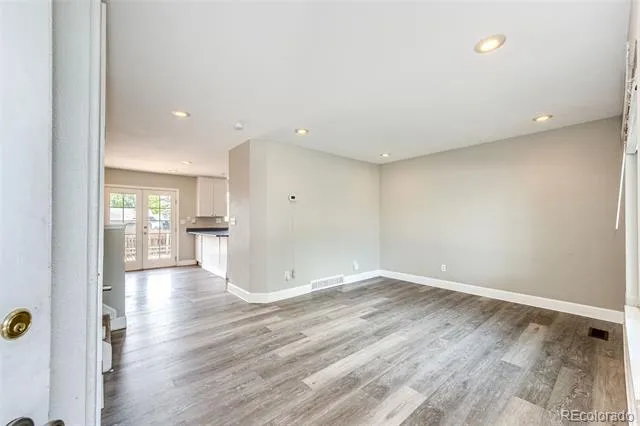 4674 S Estes Street Littleton, CO 80123