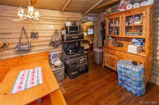 10637 Twin Spruce Road Golden, CO 80403