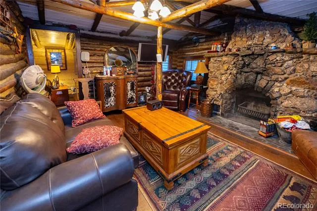 10637 Twin Spruce Road Golden, CO 80403