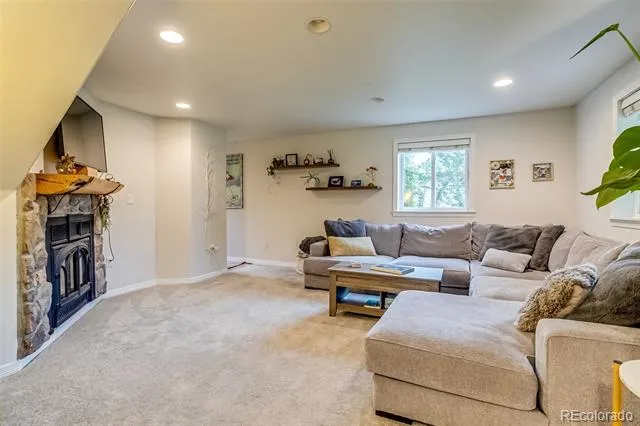 755 Holland Street Lakewood, CO 80215