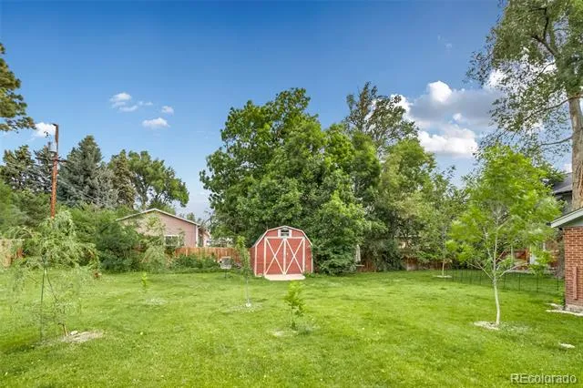 755 Holland Street Lakewood, CO 80215