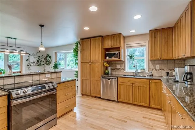 755 Holland Street Lakewood, CO 80215
