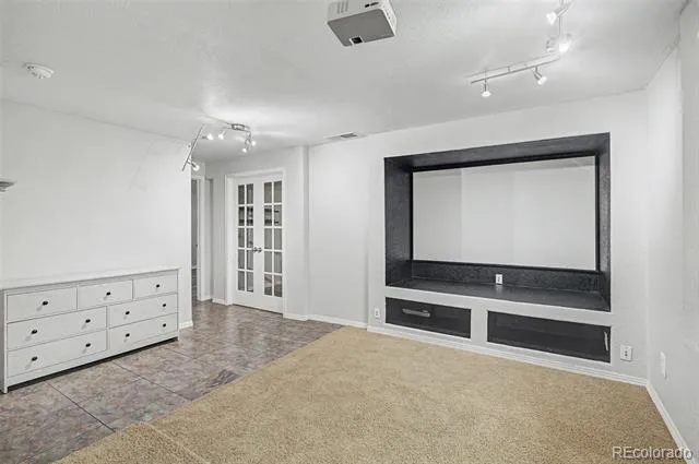 9358 Wolfe Place Littleton, CO 80129