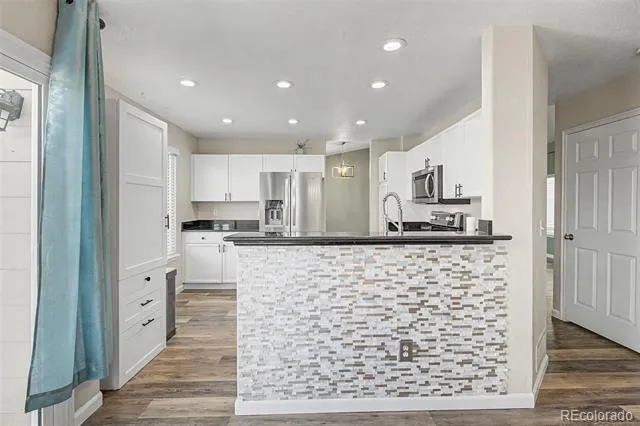 9358 Wolfe Place Littleton, CO 80129