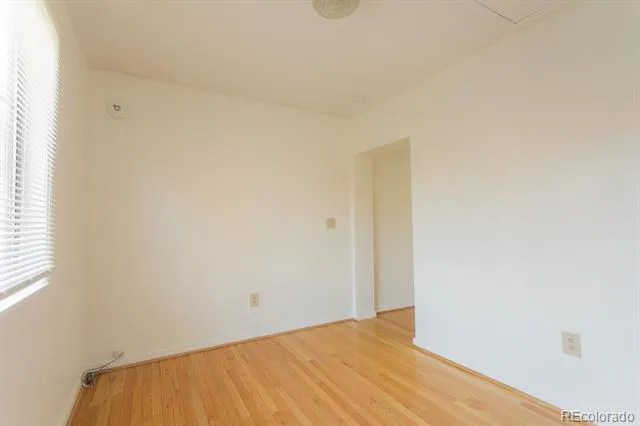 3916 W Conejos Place Denver, CO 80204