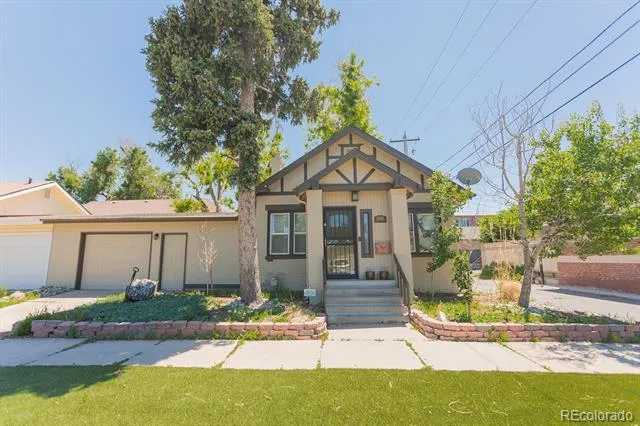 3916 W Conejos Place Denver, CO 80204