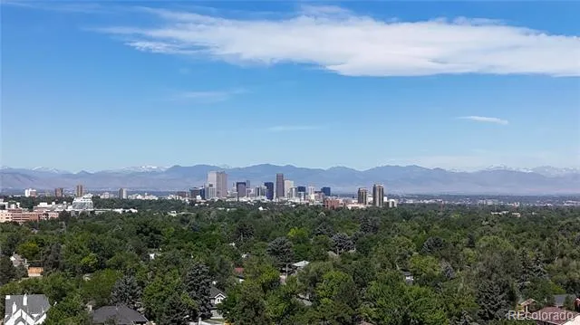 1055 Krameria Street Denver, CO 80220