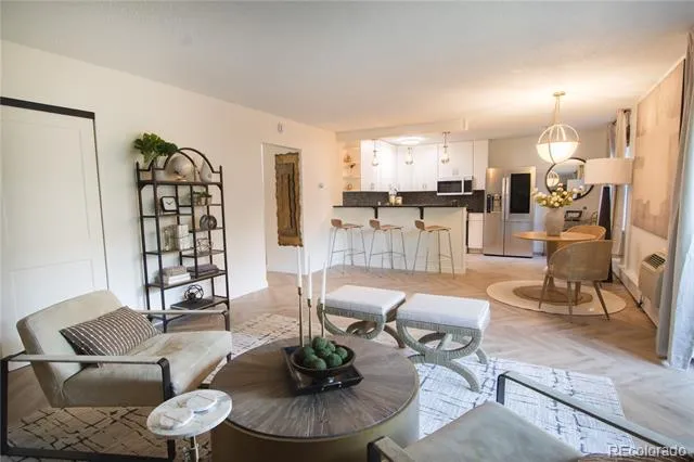 2150 S Vaughn Way #204D Aurora, CO 80014