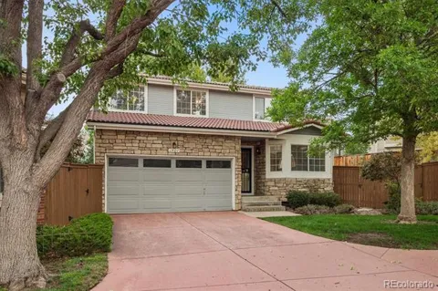1407 Laurenwood Way