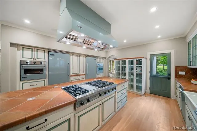 1034 S Franklin Street Denver, CO 80209