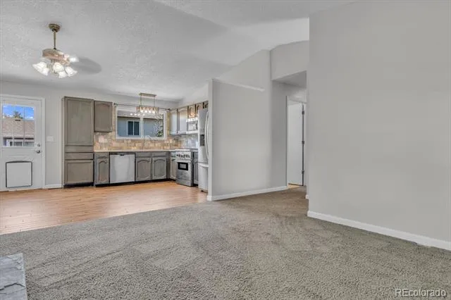 12429 Ash Drive Thornton, CO 80241