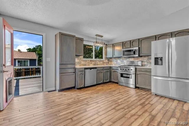 12429 Ash Drive Thornton, CO 80241