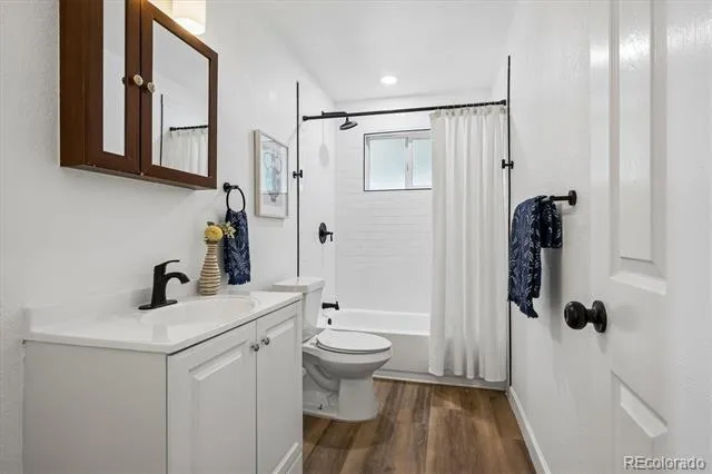 1225 Xanadu Street Aurora, CO 80011