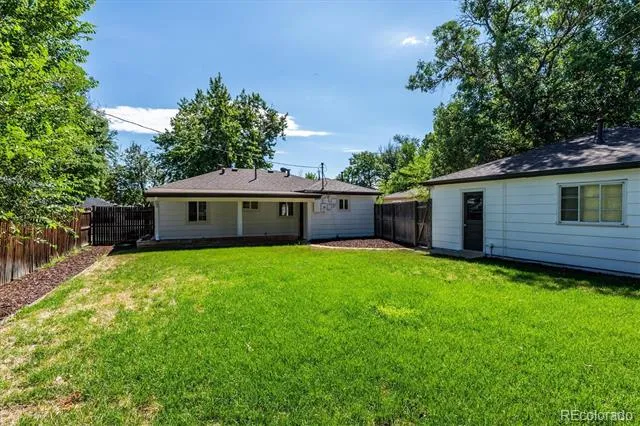 1225 Xanadu Street Aurora, CO 80011
