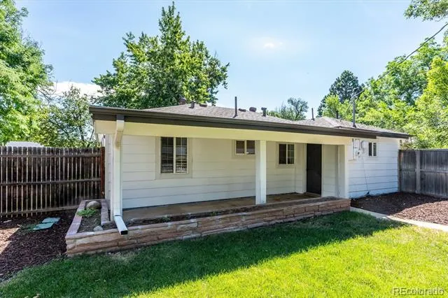 1225 Xanadu Street Aurora, CO 80011