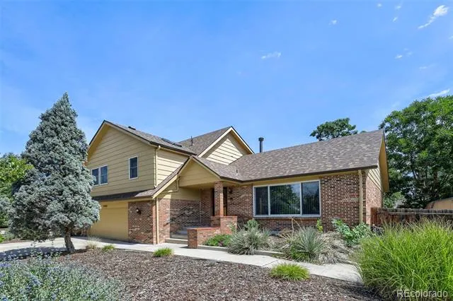 1722 S Uvalda Street Aurora, CO 80012