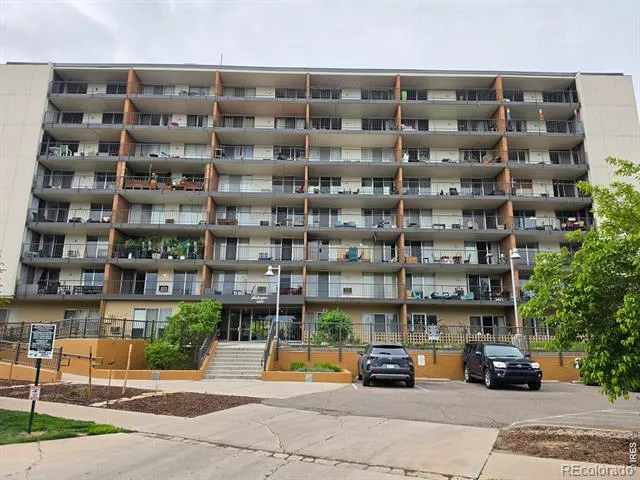 4800 E Hale Parkway #209N Denver, CO 80220