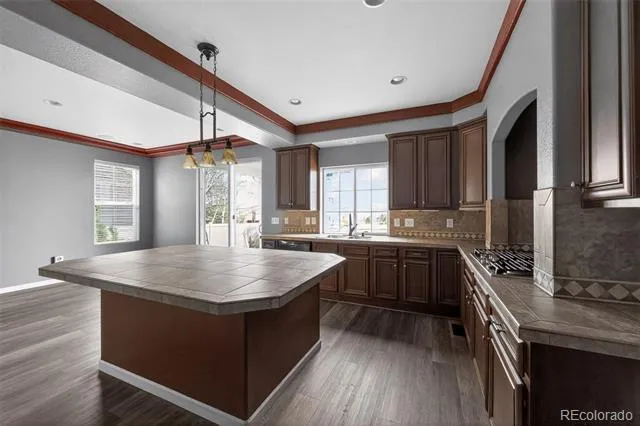 5085 Ridgewood Drive Johnstown, CO 80534