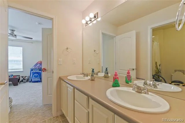 15285 Grasslands Drive Parker, CO 80134