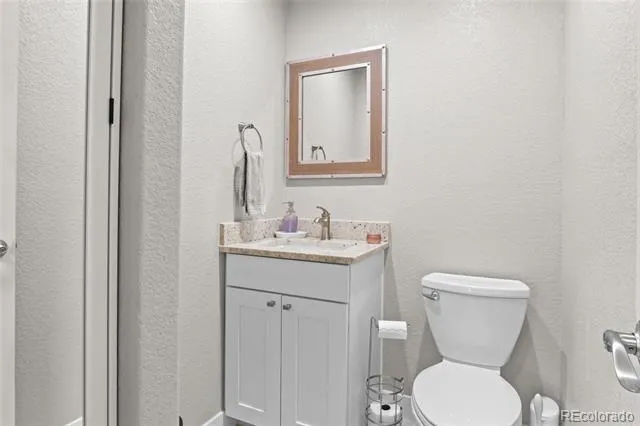 21375 E Nichols Place Aurora, CO 80016