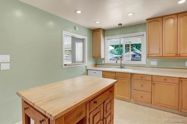 5448 S Julian Street Littleton, CO 80123