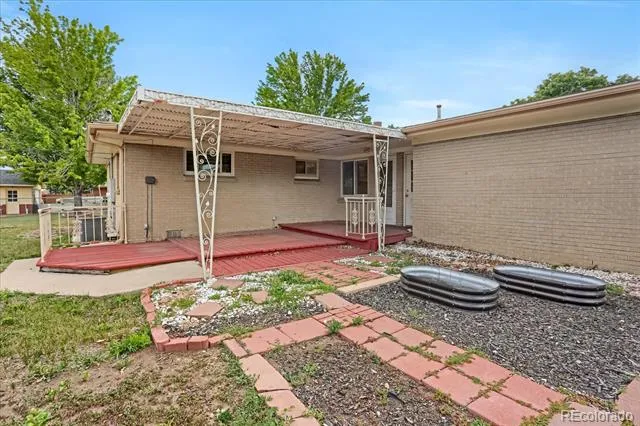 5448 S Julian Street Littleton, CO 80123