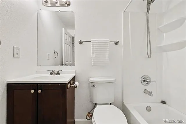 10406 W Dartmouth Avenue Lakewood, CO 80227
