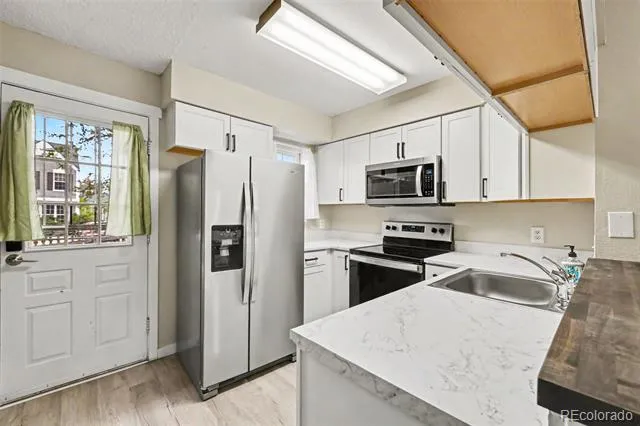 10406 W Dartmouth Avenue Lakewood, CO 80227