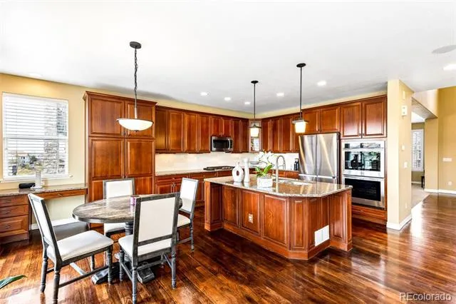 11025 Grayledge Circle Highlands Ranch, CO 80130