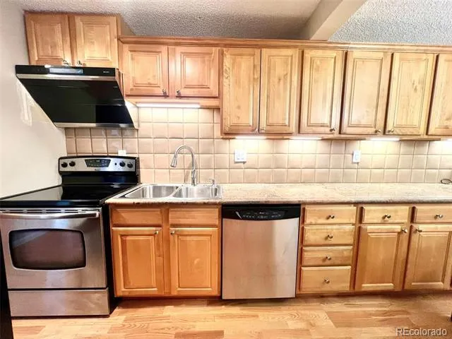 2 Adams Street #604 Denver, CO 80206