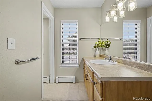 532 Oakwood Drive #D101 Castle Rock, CO 80104