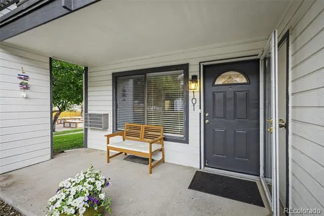 532 Oakwood Drive #D101 Castle Rock, CO 80104