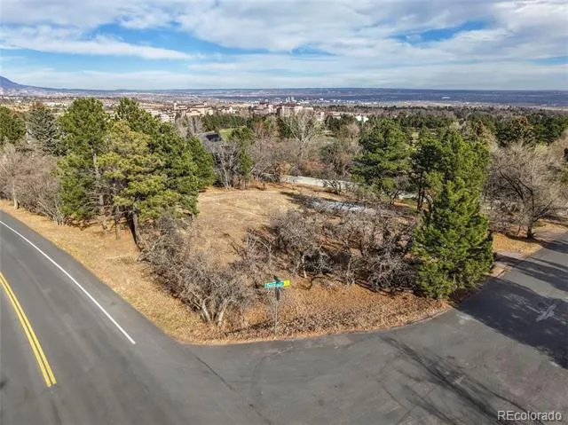 32 Penrose Lane Colorado Springs, CO 80906