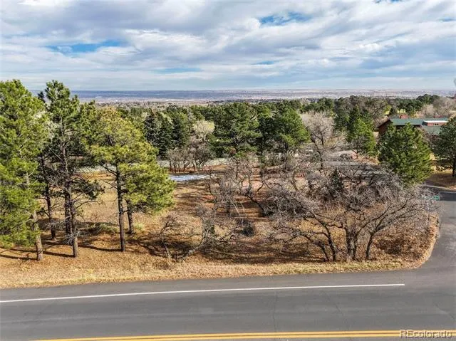 32 Penrose Lane Colorado Springs, CO 80906