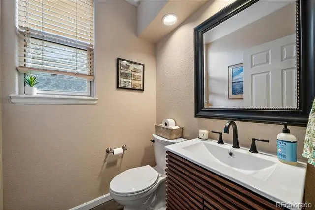 31180 Cinnamonwood Evergreen, CO 80439