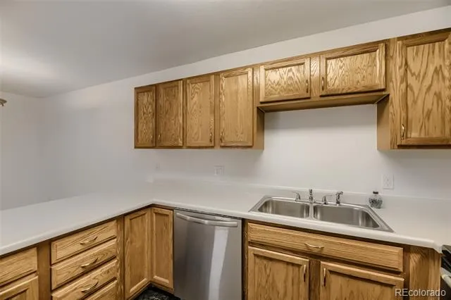 13095 W Cedar Drive #106 Lakewood, CO 80228