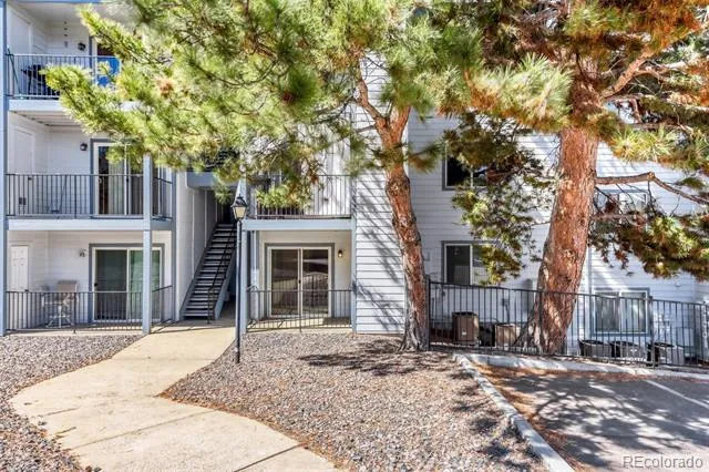 13095 W Cedar Drive #106 Lakewood, CO 80228