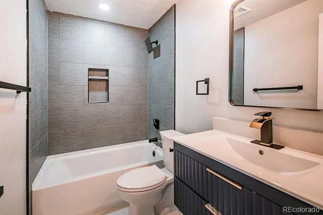 6637 W 95th Place Broomfield, CO 80021