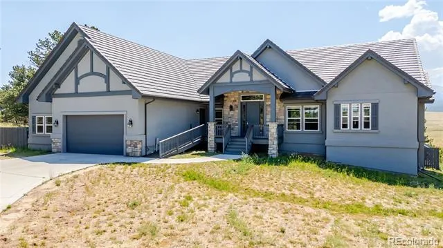 407 Silvermoon Heights Divide, CO 80814