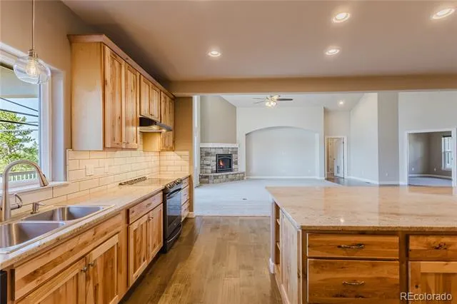 407 Silvermoon Heights Divide, CO 80814